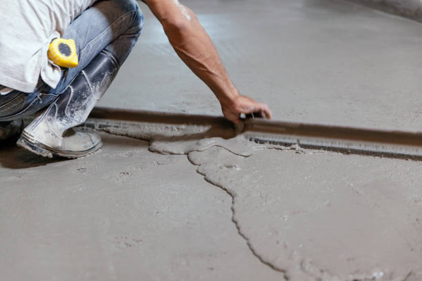 Best Concrete Walkway Installation  in Brentwood, MO